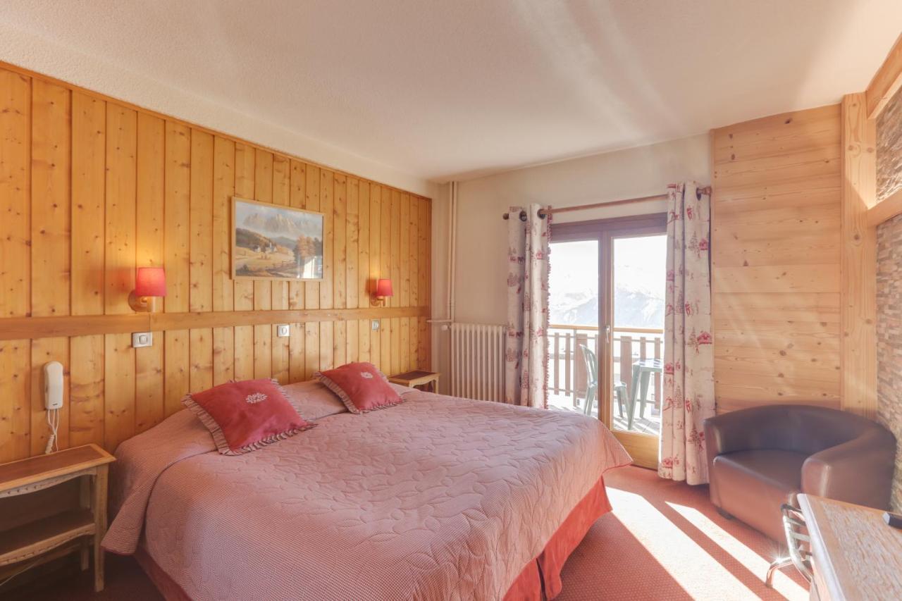 Le Castillan Alpe d'Huez Buitenkant foto