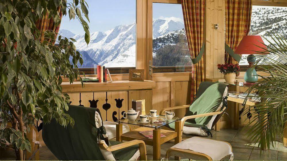 Le Castillan Alpe d'Huez Buitenkant foto
