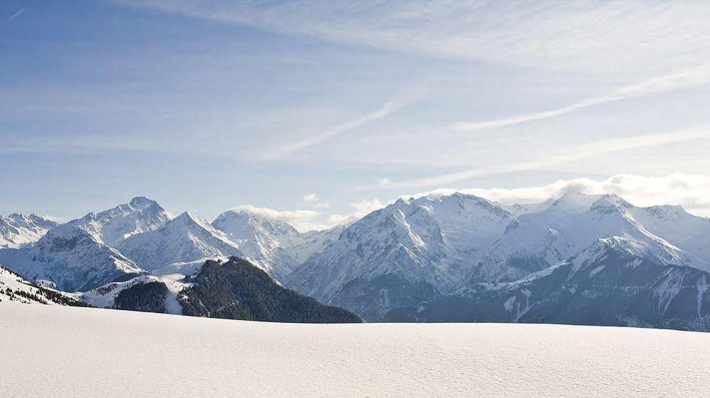Le Castillan Alpe d'Huez Buitenkant foto